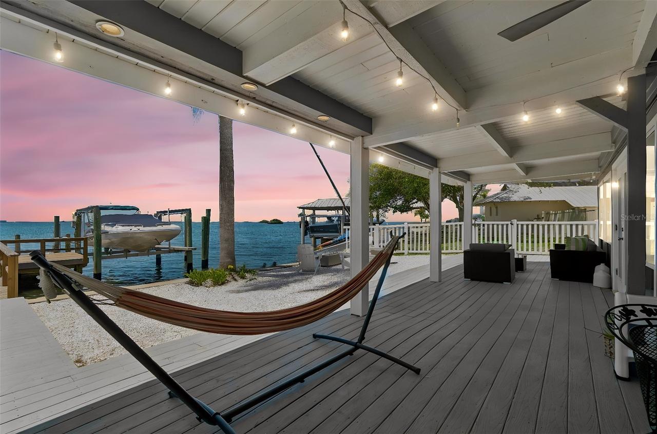 104 Klosterman Rd., Palm Harbor, FL 34683