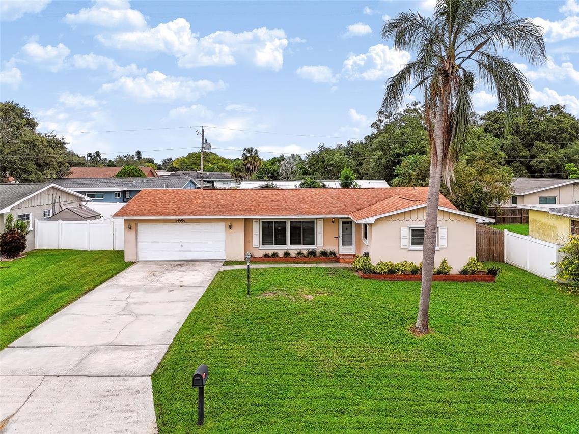 1491 Hunt Ln., Clearwater, FL 33764