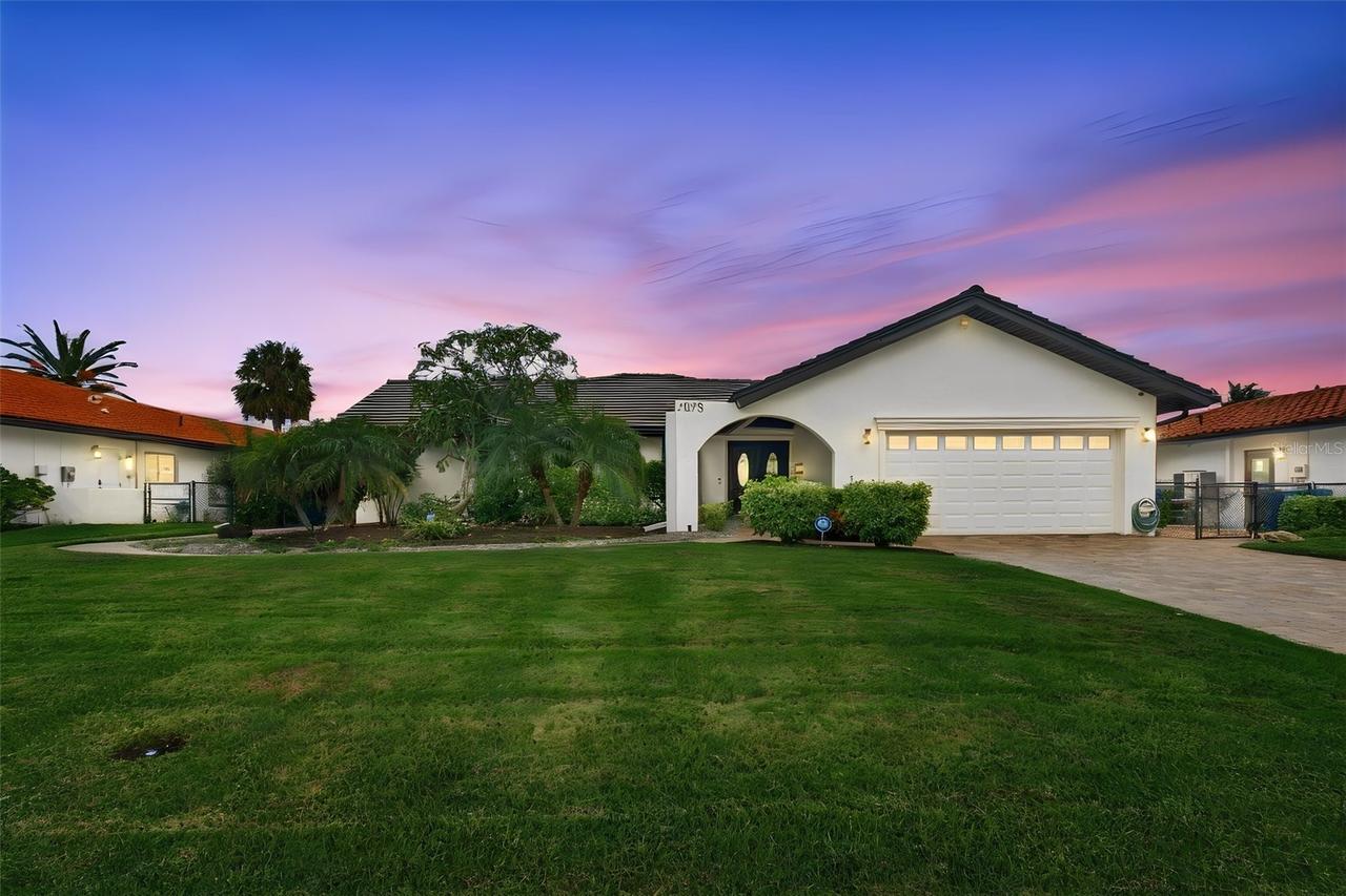 2078 NE Montana Ave., St Petersburg, FL 33703
