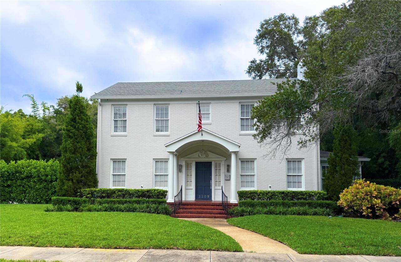 3209 W Parkland Blvd., Tampa, FL 33609