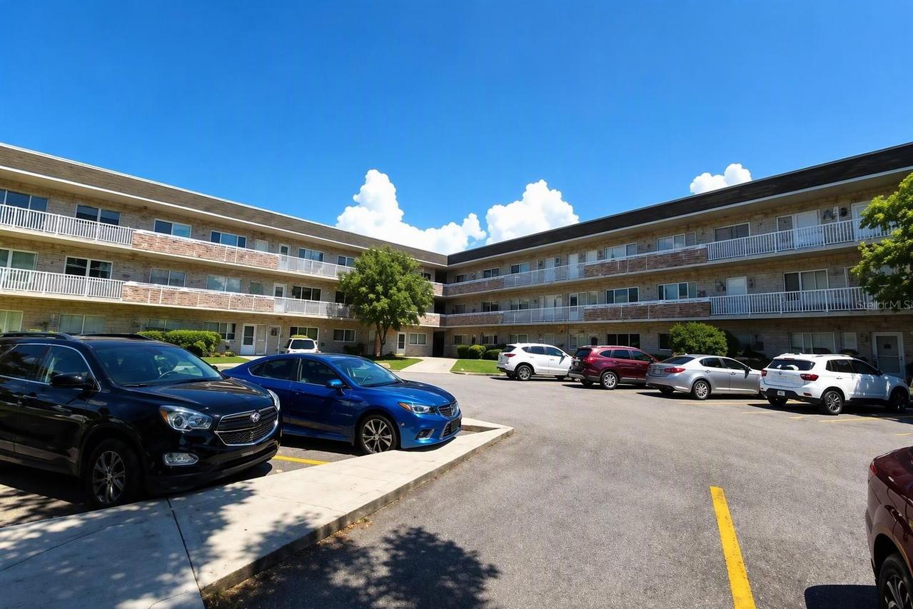 2426 Persian Dr. #64, Clearwater, FL 33763