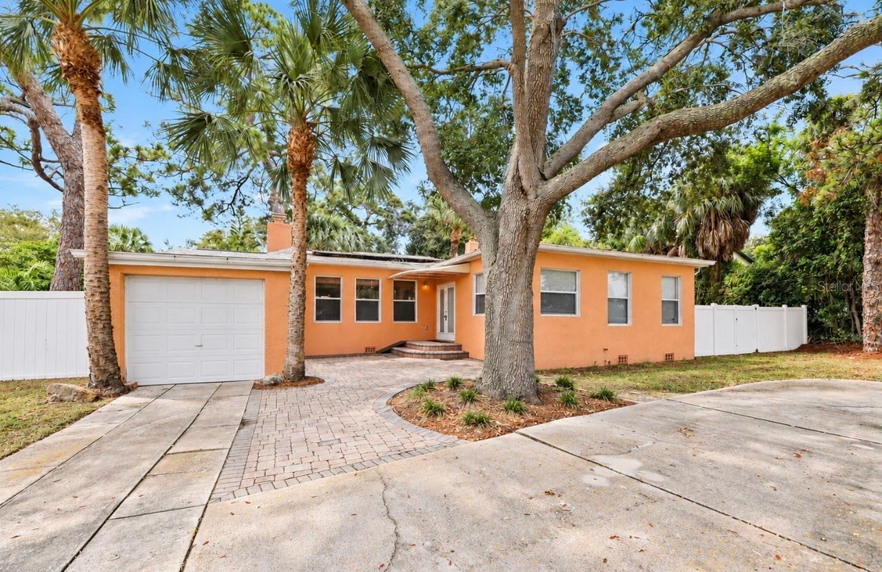 1559 Bayshore Blvd., Dunedin, FL 34698