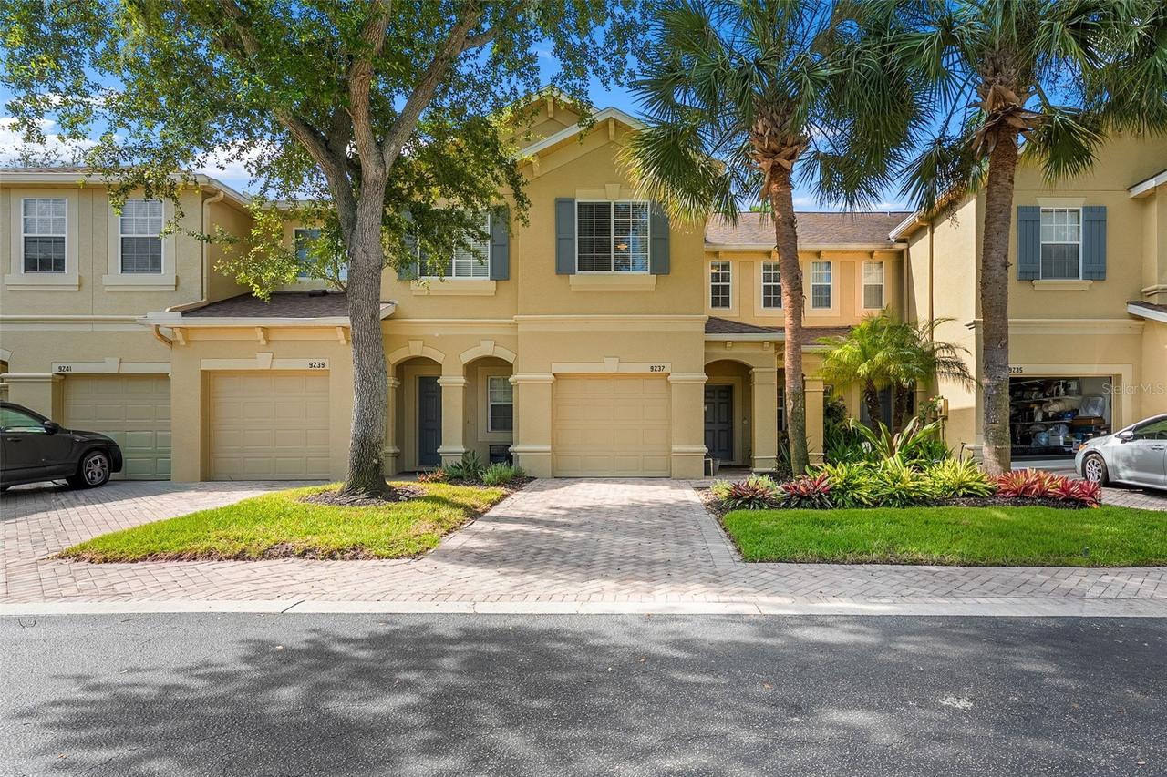 9237 River Rock Ln., Riverview, FL 33578