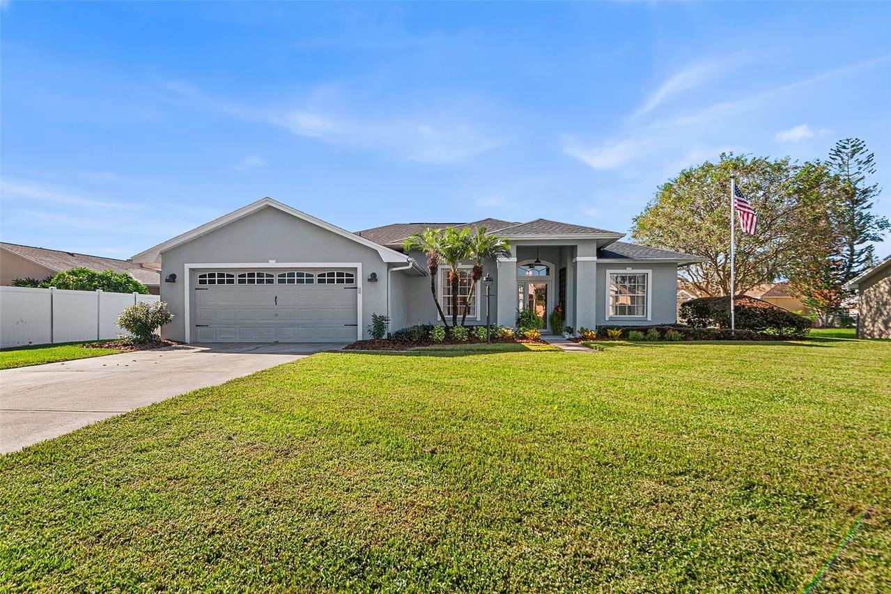 435 Lake Harris Dr., Lakeland, FL 33813