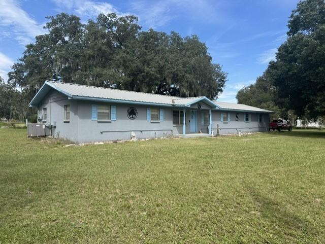 9581 Mcintosh Rd., Dover, FL 33527