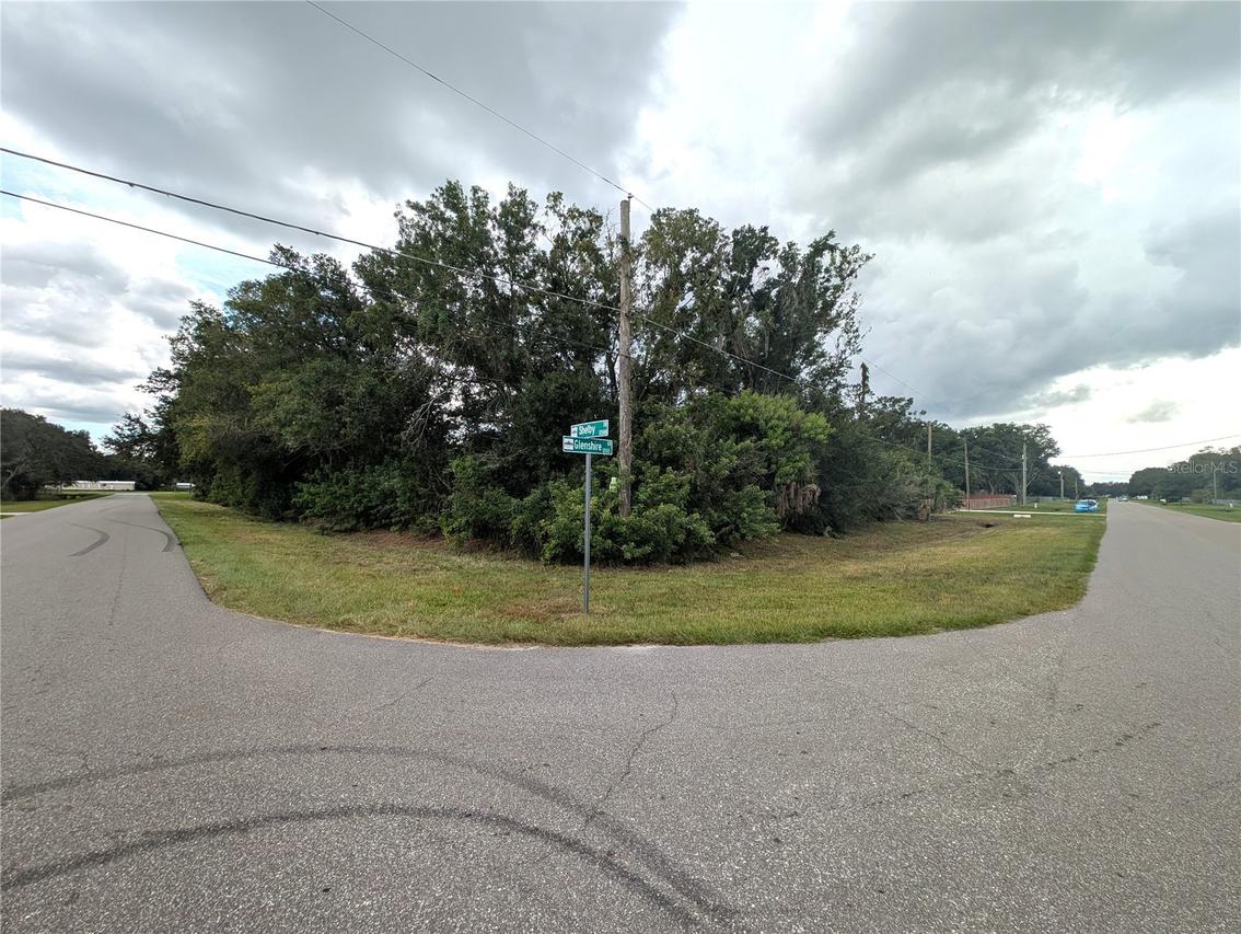 12111 Glenshire Dr., Riverview, FL 33579