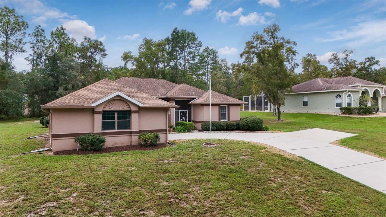 2496 E Newhaven St., Inverness, FL 34453