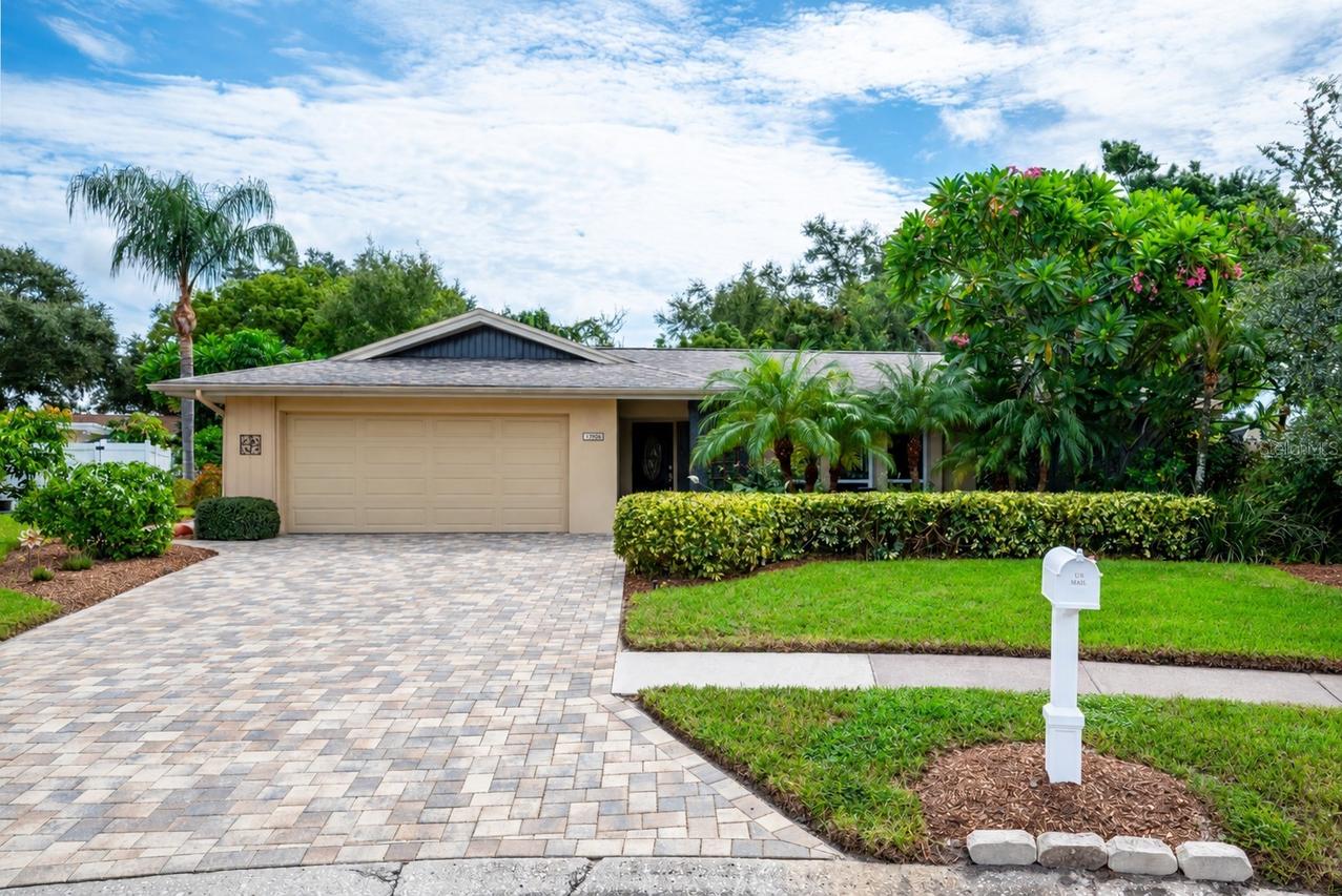 13906 105th Ave., Largo, FL 33774