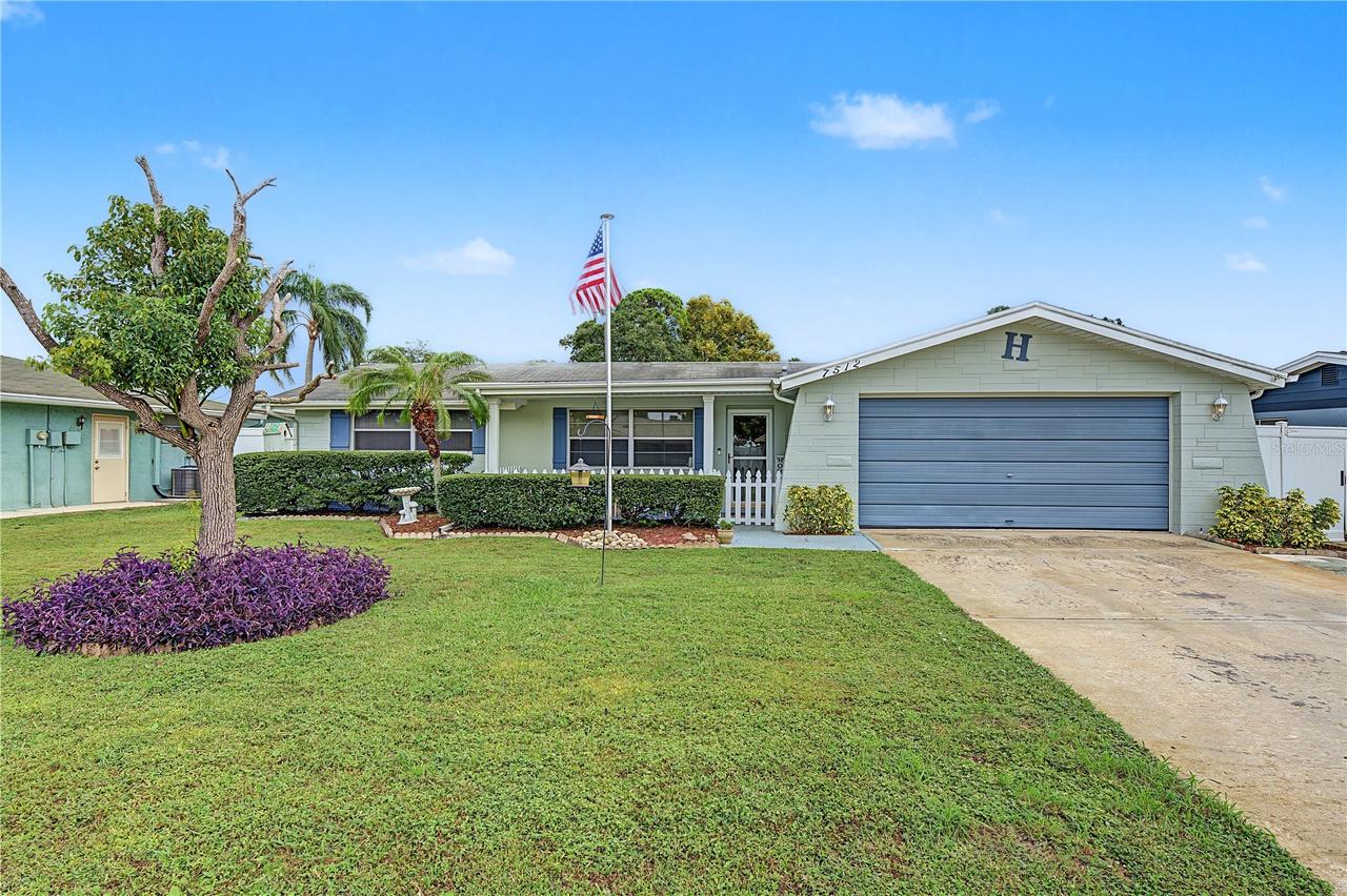 7512 Holly Lake Ln., New Port Richey, FL 34653