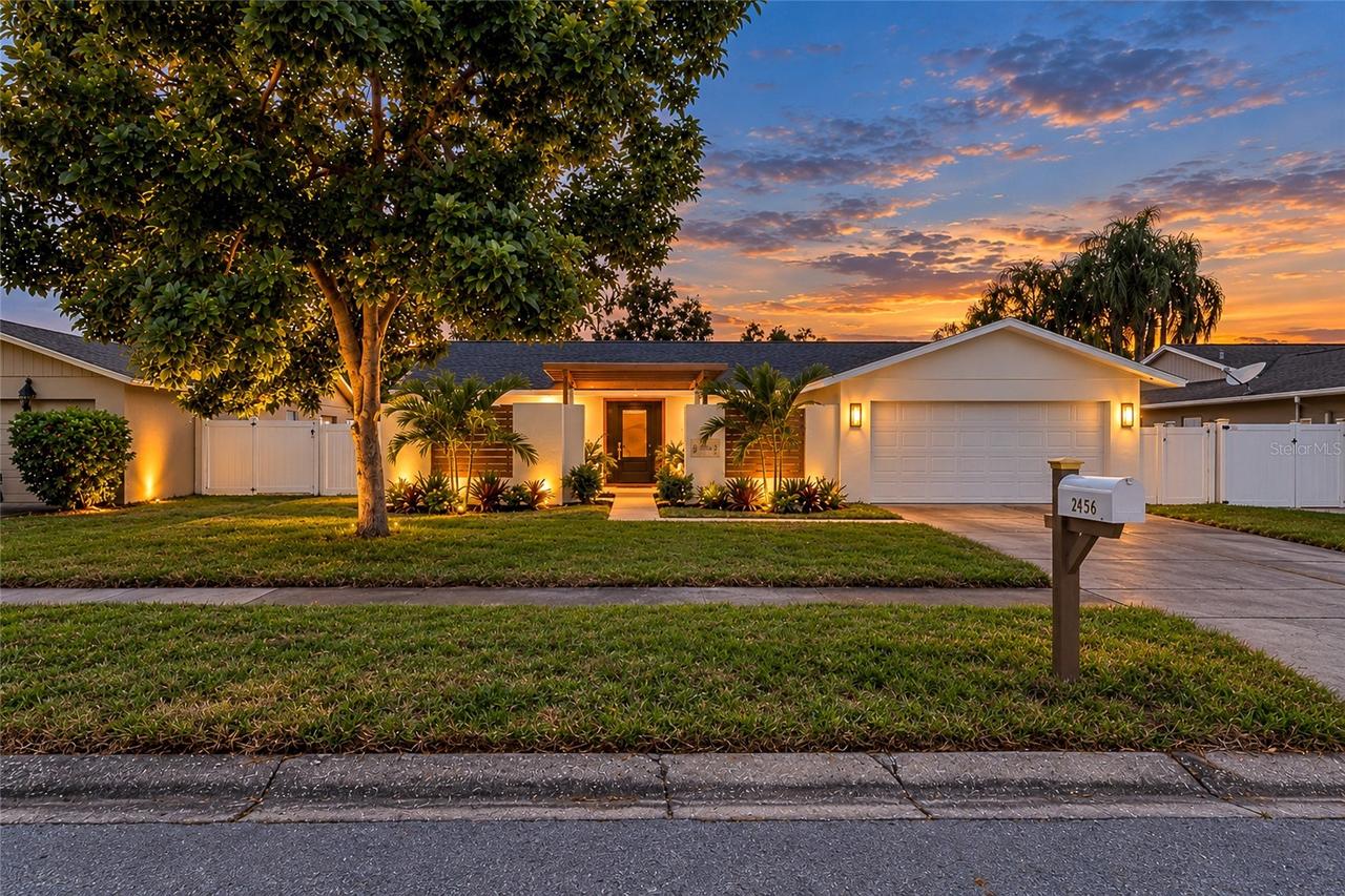 2456 Timbercrest Cir., Clearwater, FL 33763
