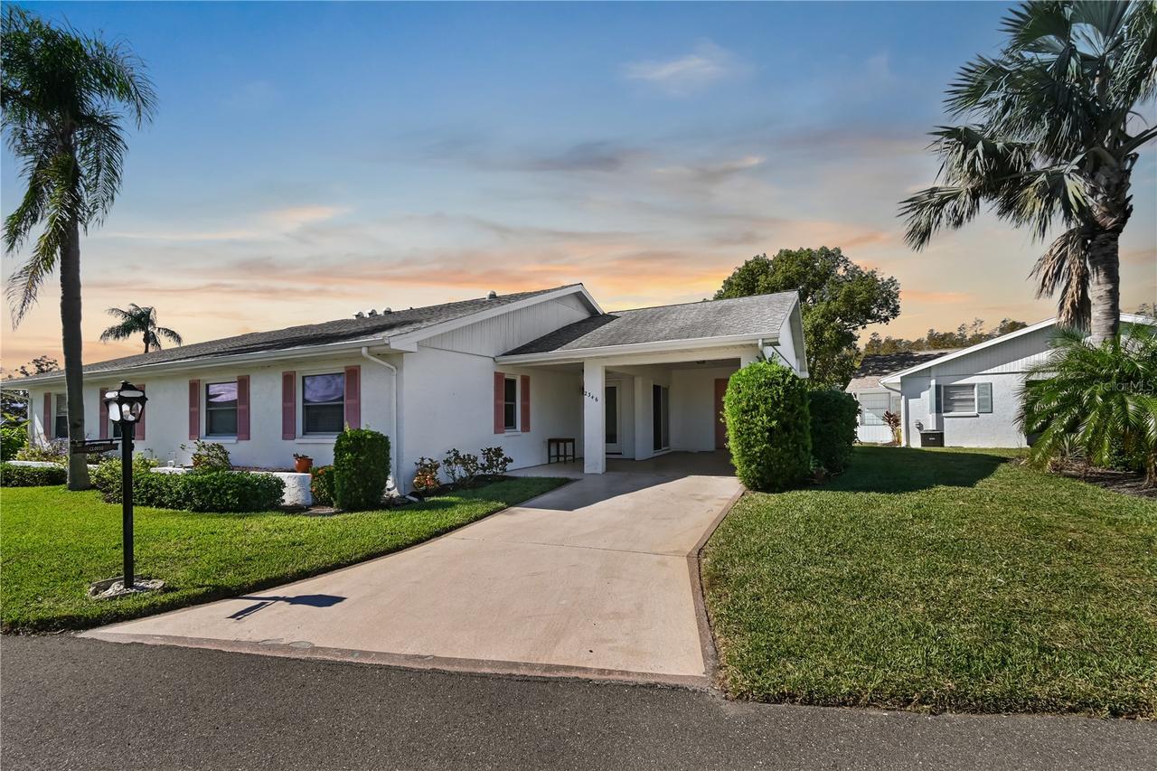 2346 Gainesborough Loop #211, Sun City Center, FL 33573