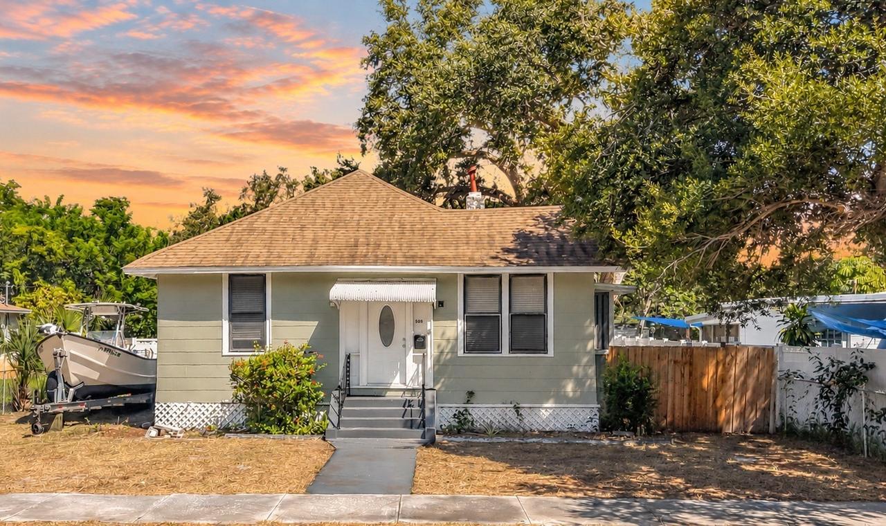 509 27th Ave., St Petersburg, FL 33705