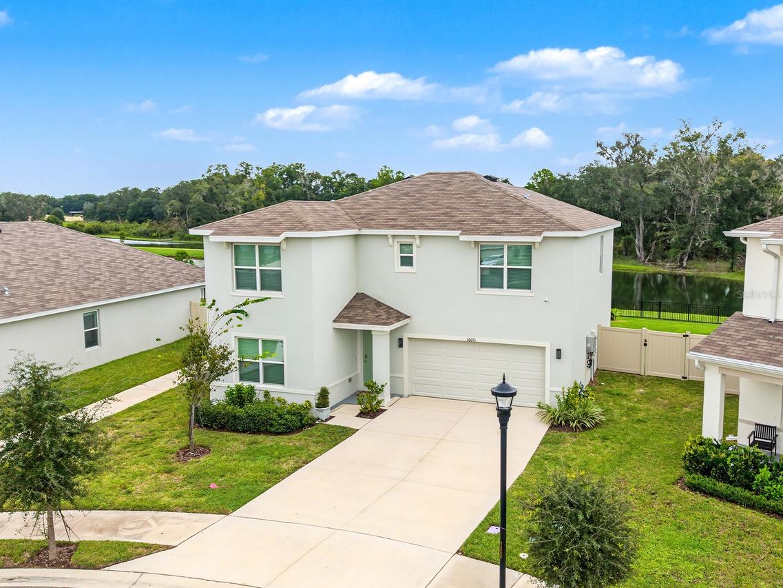 36013 Ellsworth Pl., Zephyrhills, FL 33541