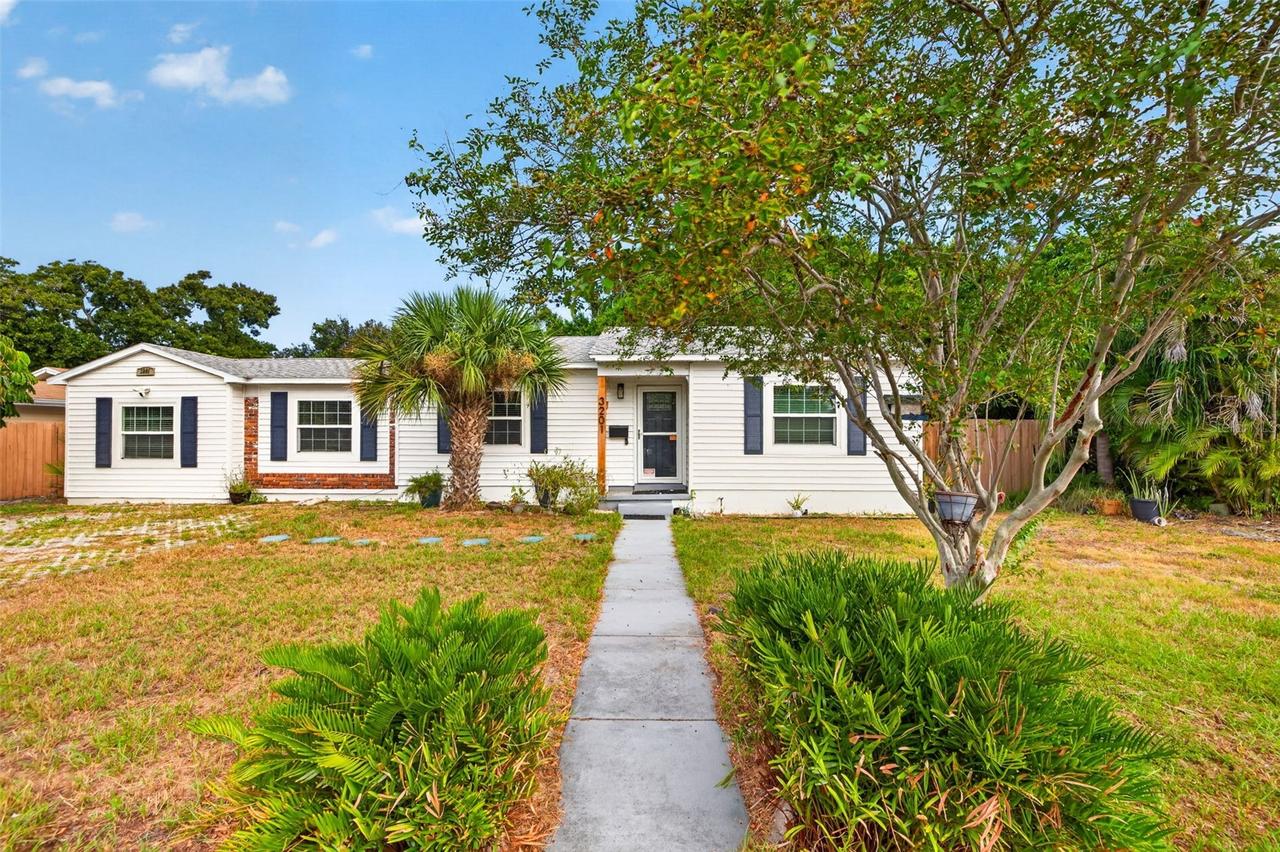 3201 11th Ave., St Petersburg, FL 33713