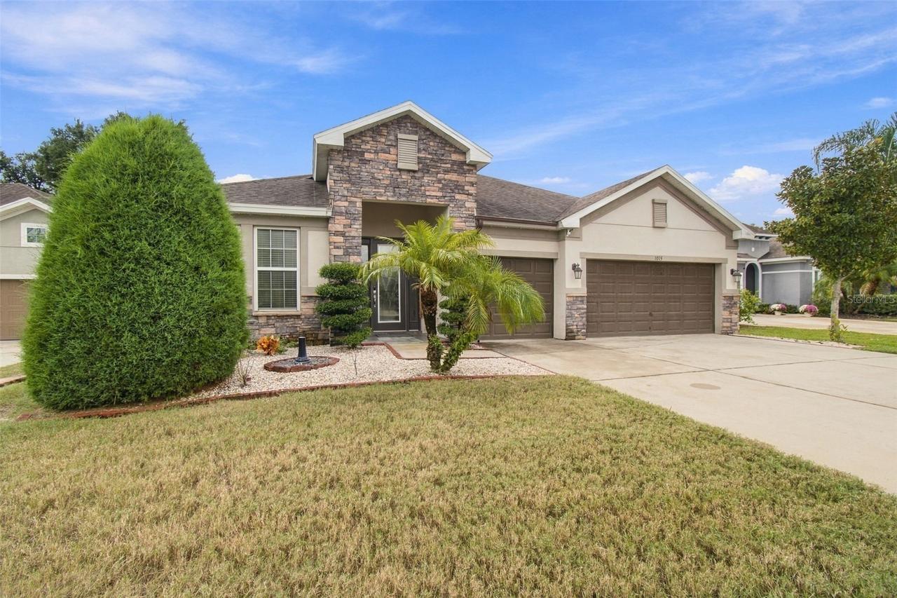 1015 Tracey Ann Loop, Seffner, FL 33584