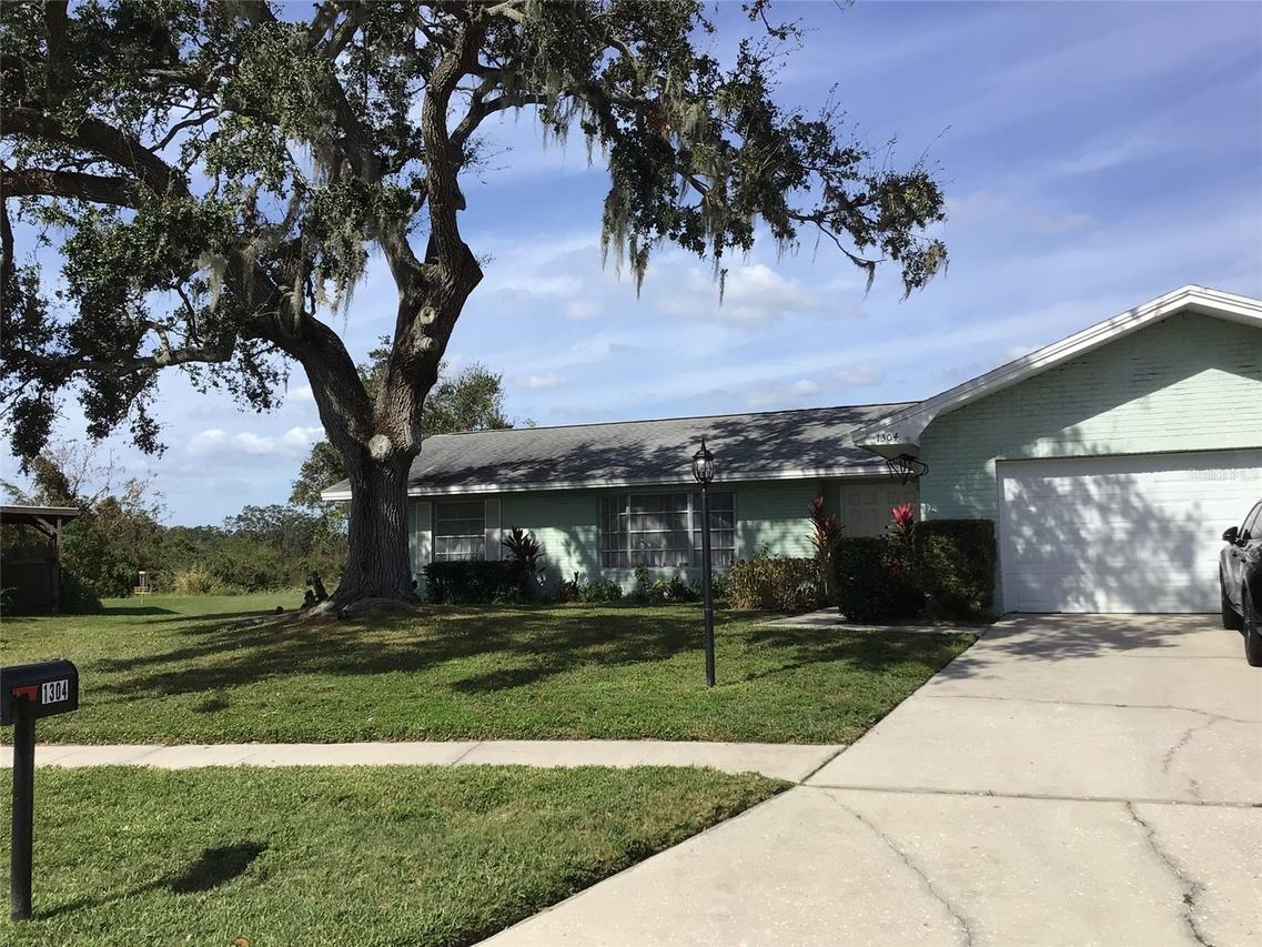 1304 Alameda Ave., Clearwater, FL 33759