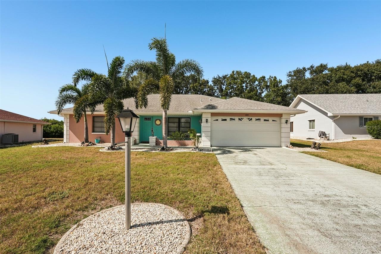 1805 New Bedford Dr., Sun City Center, FL 33573