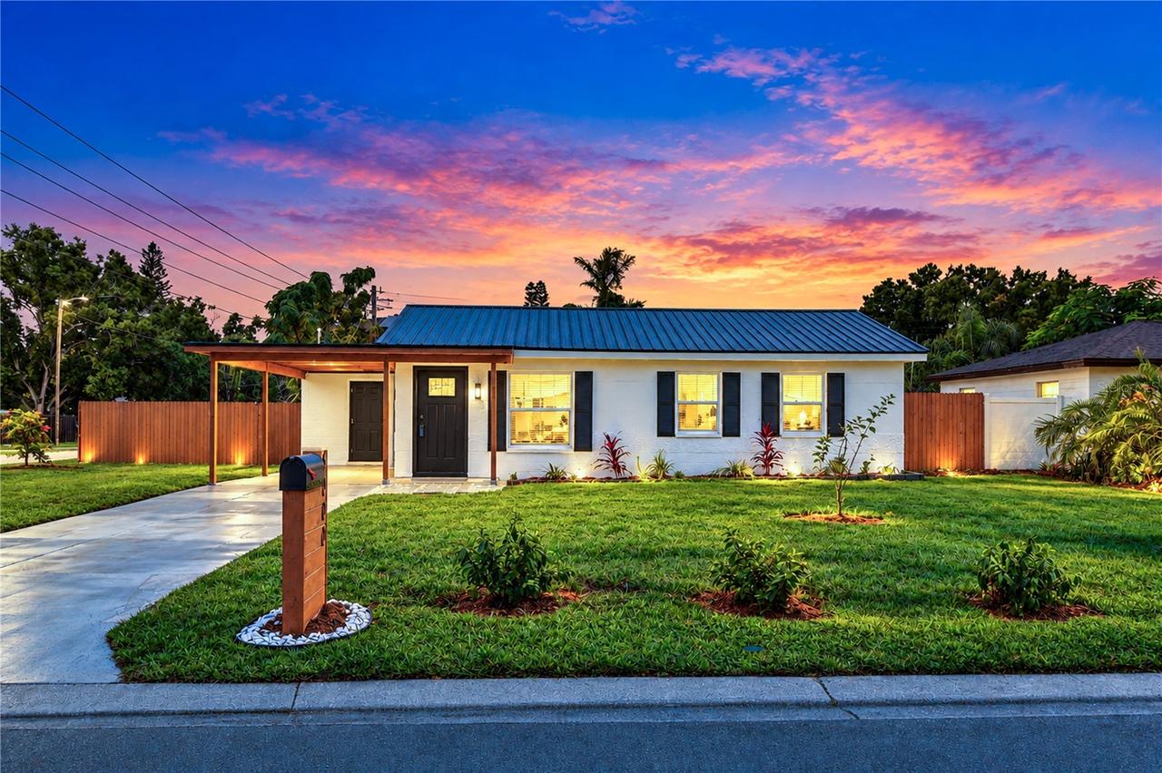 4000 W Wallace Ave., Tampa, FL 33611