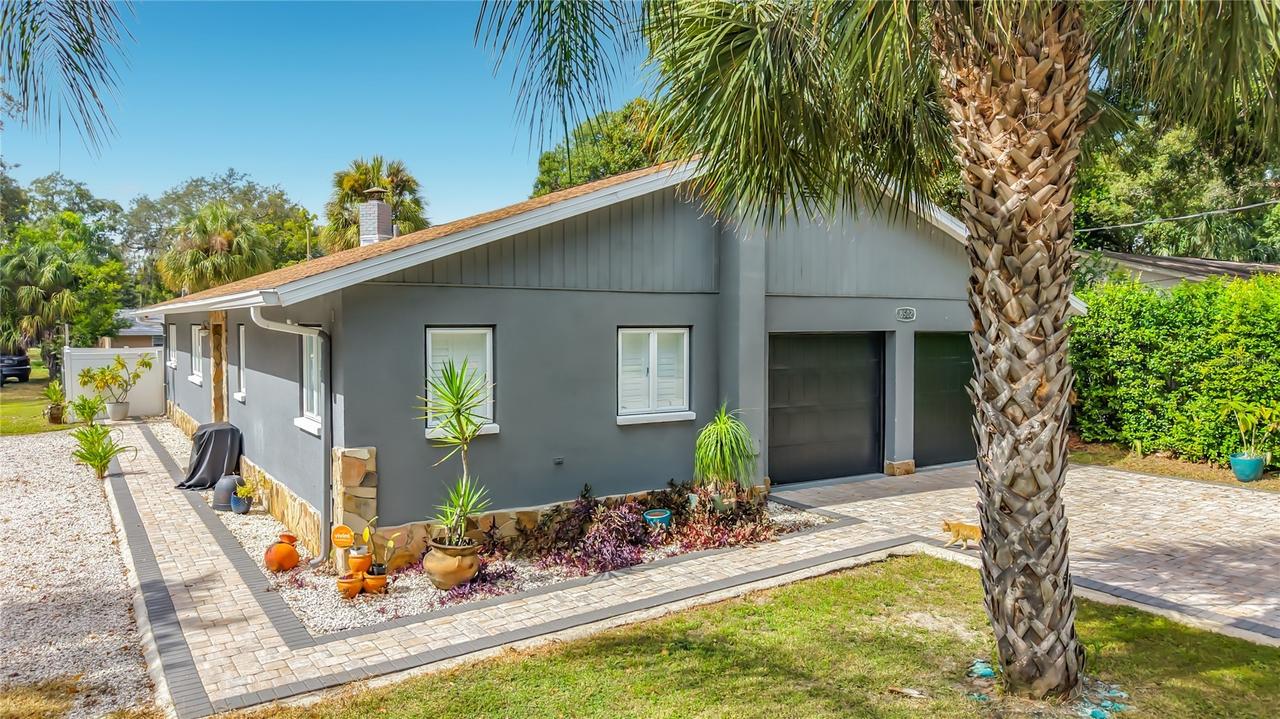 8502 N Otis Ave., Tampa, FL 33604