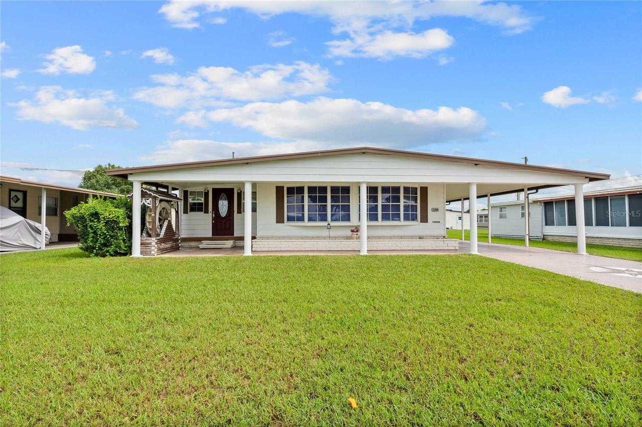 5244 Jo St., Zephyrhills, FL 33542