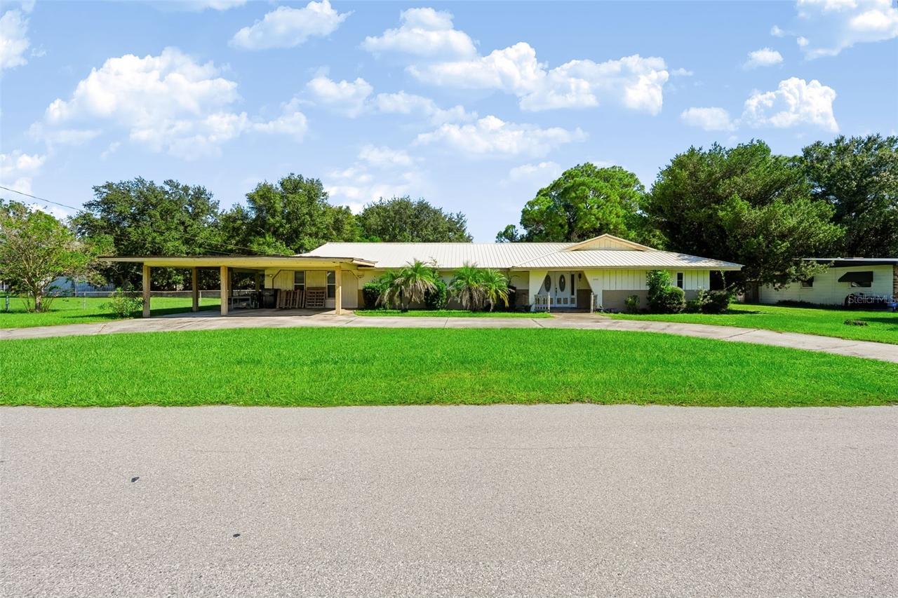 4811 Mac Donald St., Lake Wales, FL 33859