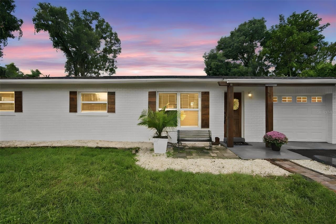11442 86th Ave., Seminole, FL 33772