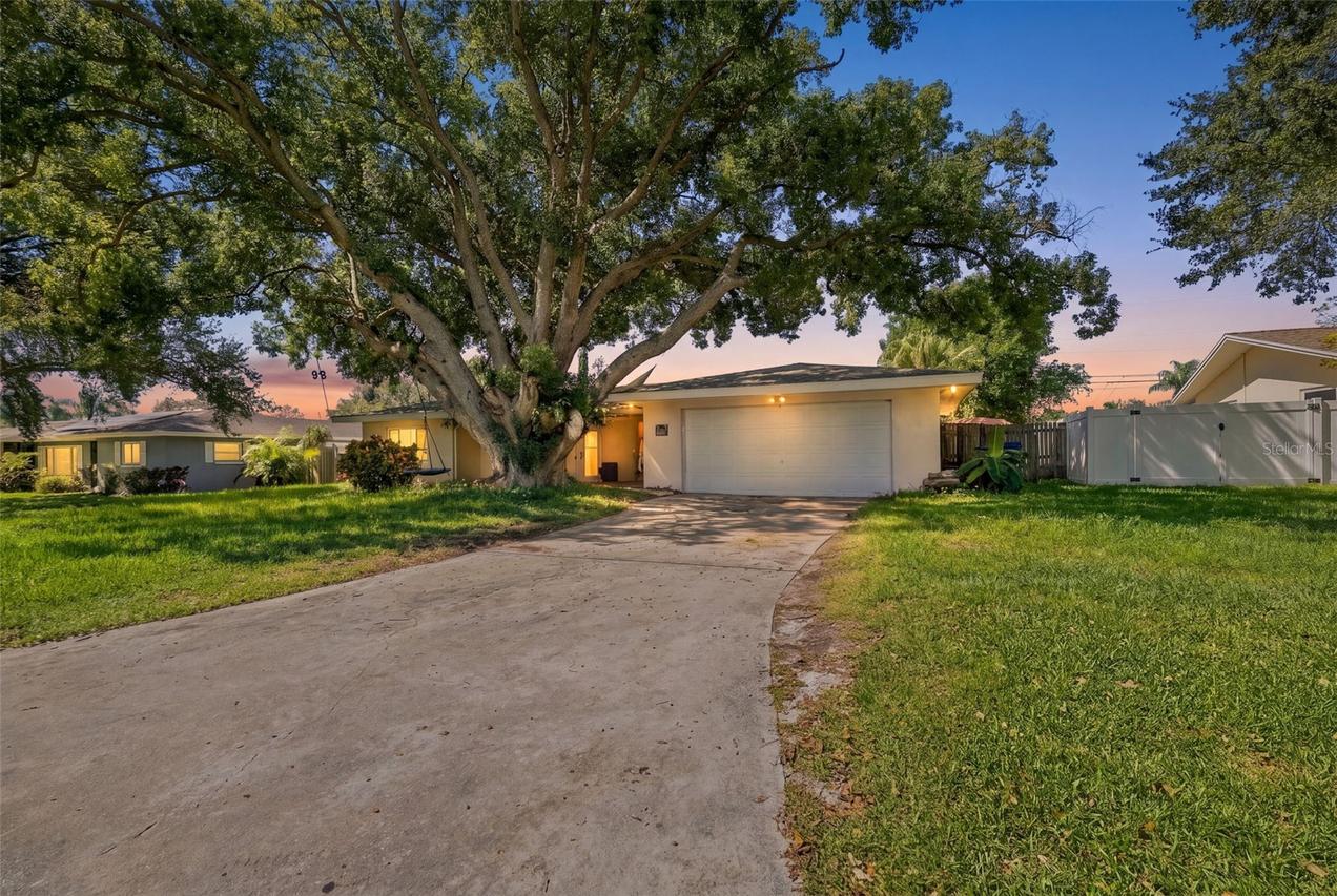 1356 Woodcrest Ave., Clearwater, FL 33756