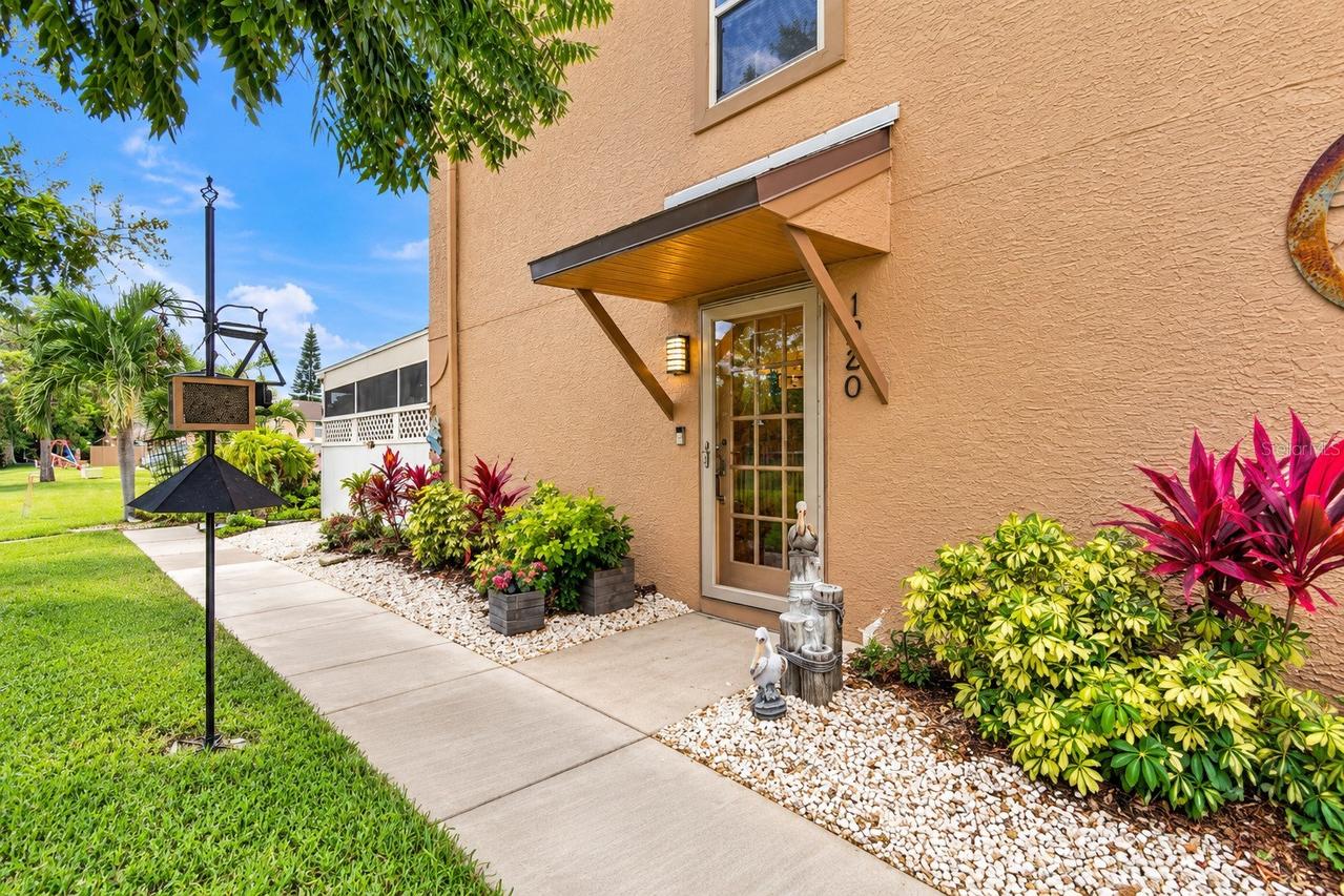 1880 Clearbrooke Dr., Clearwater, FL 33760