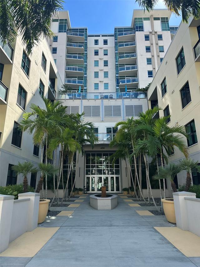 400 4th Ave. #1207, St Petersburg, FL 33701
