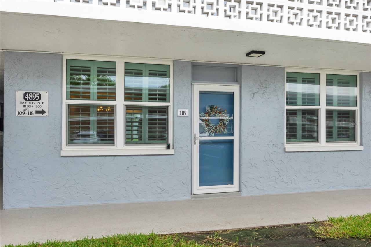 4895 Bay St. #109, St Petersburg, FL 33703