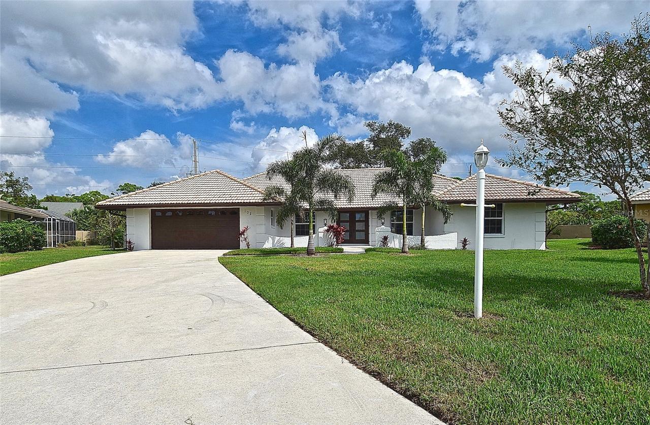 102 Windward Dr., Osprey, FL 34229