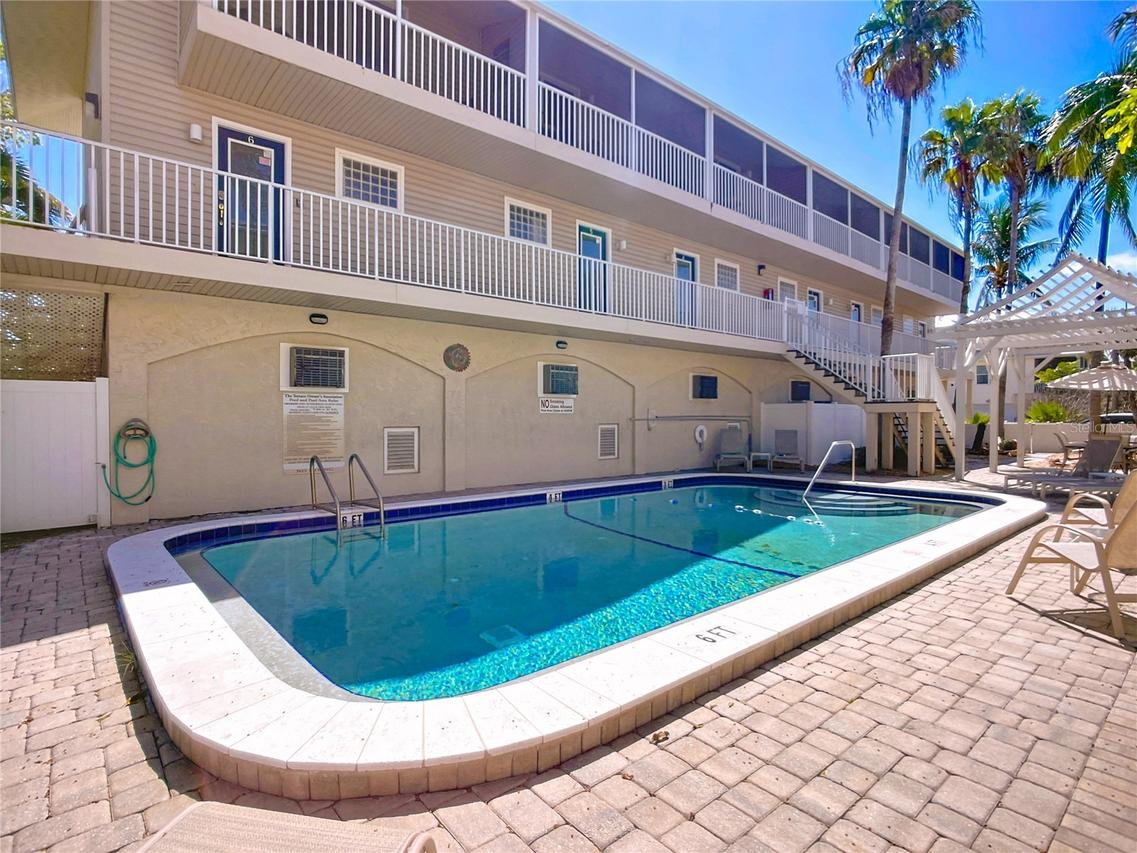 3100 Gulf Dr. #2, Holmes Beach, FL 34217