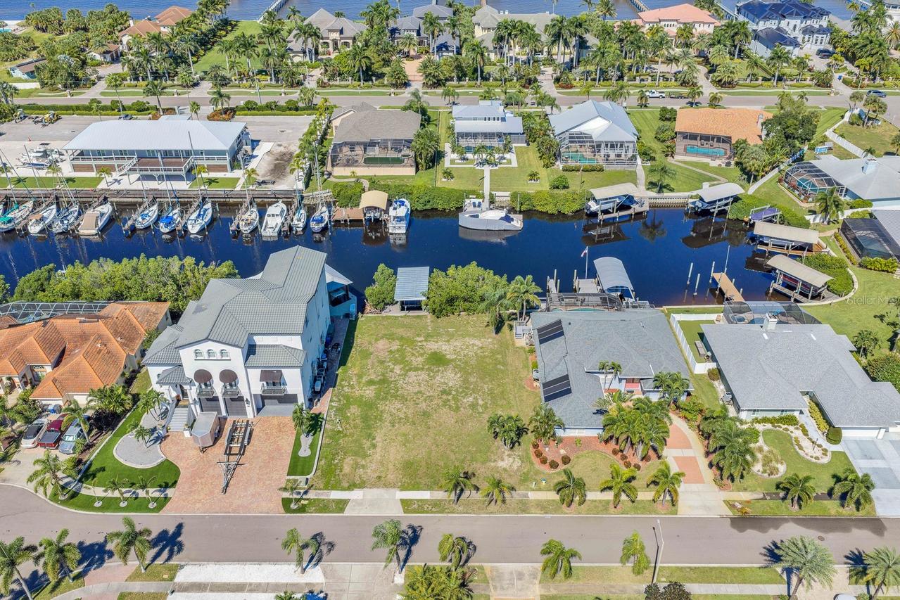 6508 Blackfin Way, Apollo Beach, FL 33572