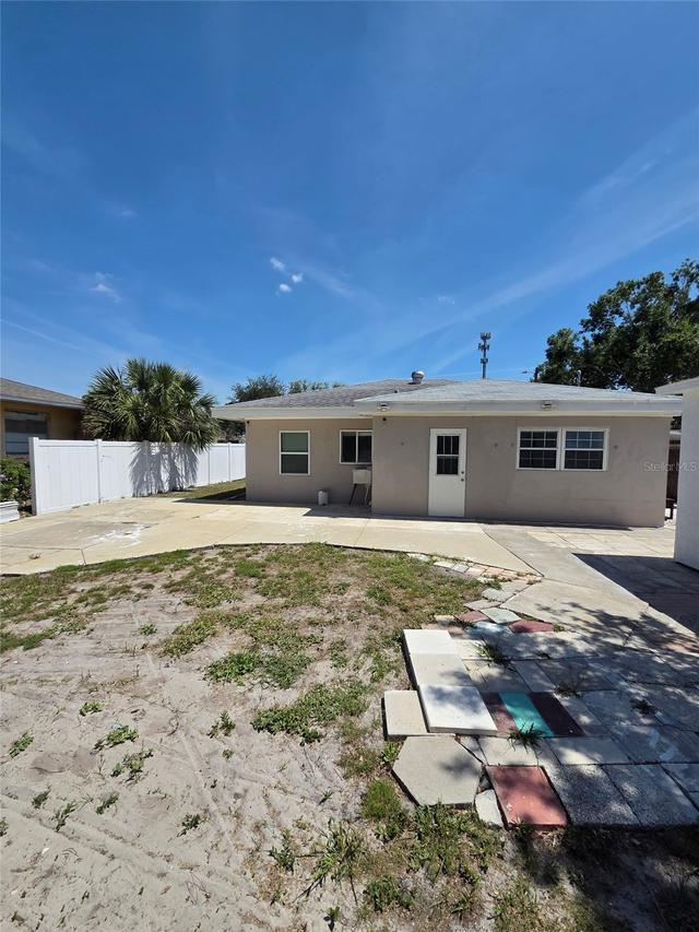 8205 48th Ave., St Petersburg, FL 33709