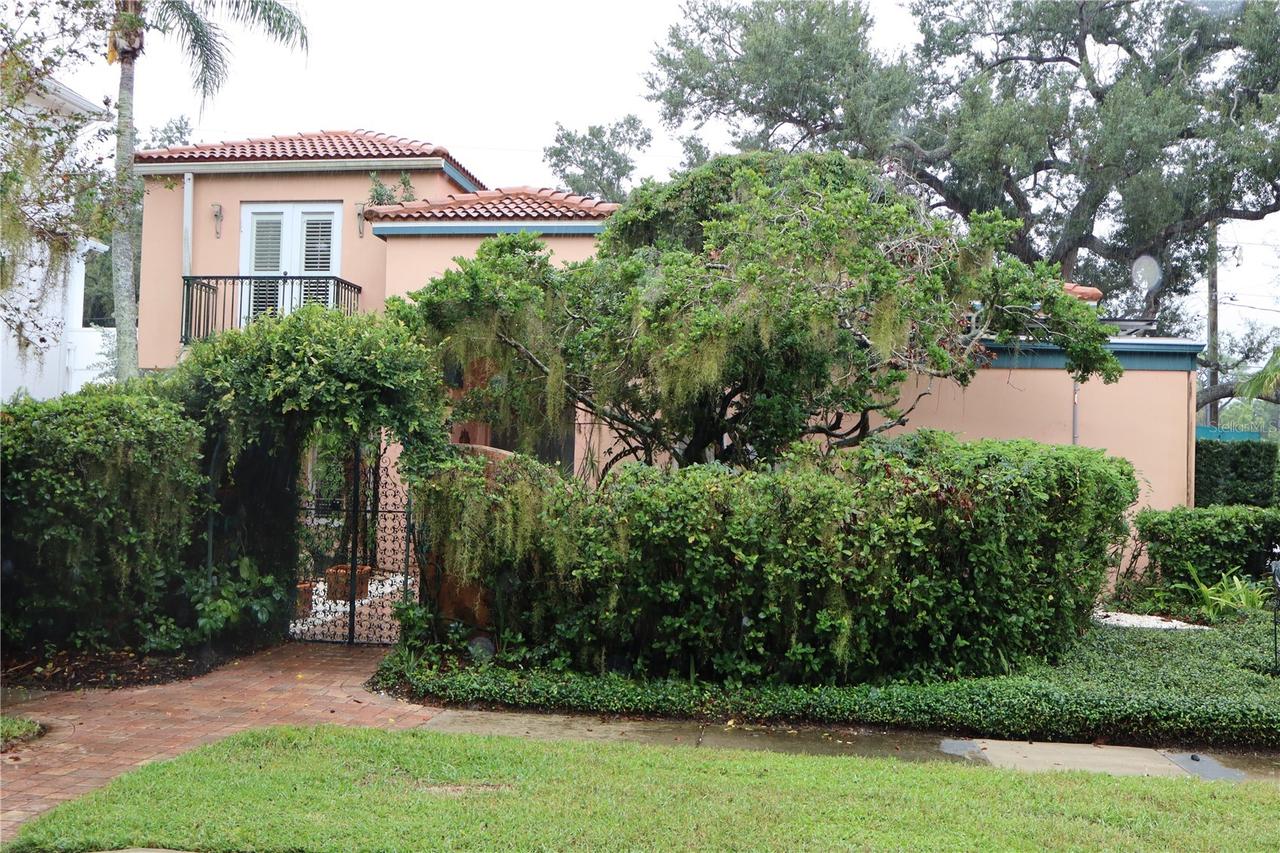 1630 Bonita Ln., Sarasota, FL 34239