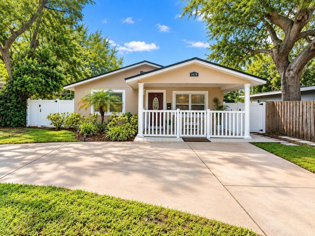 2429 Park St., St Petersburg, FL 33710