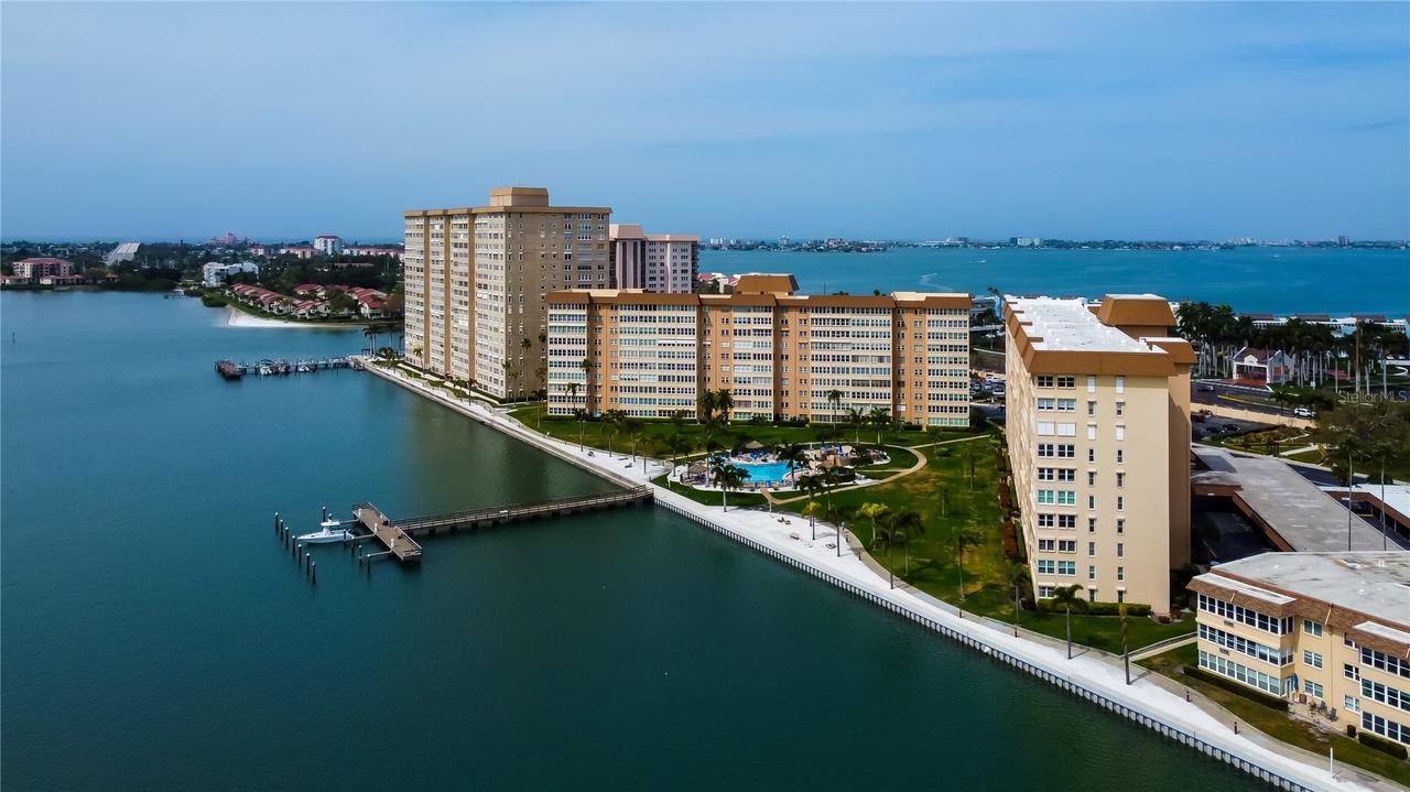 5200 Brittany Dr. #606, St Petersburg, FL 33715