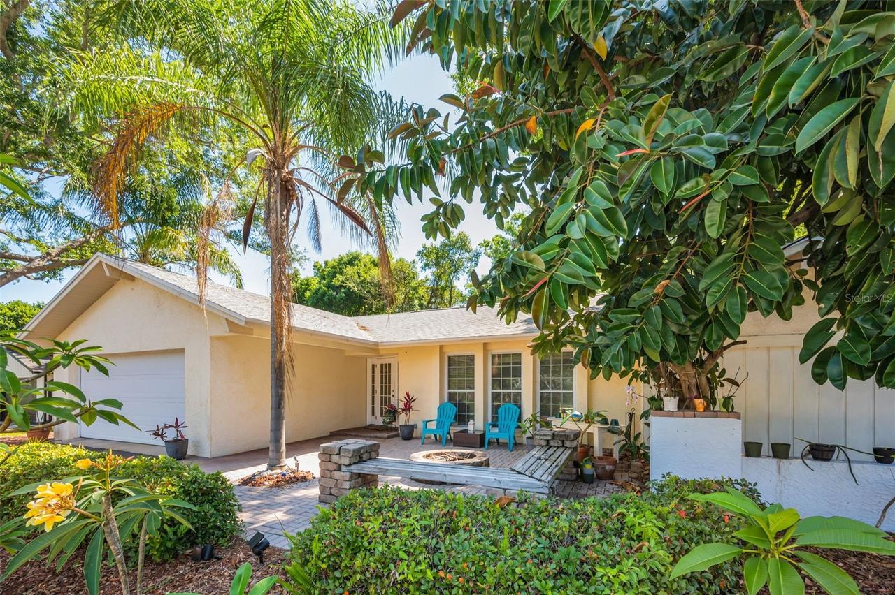 520 Sandy Hook Rd., Palm Harbor, FL 34683