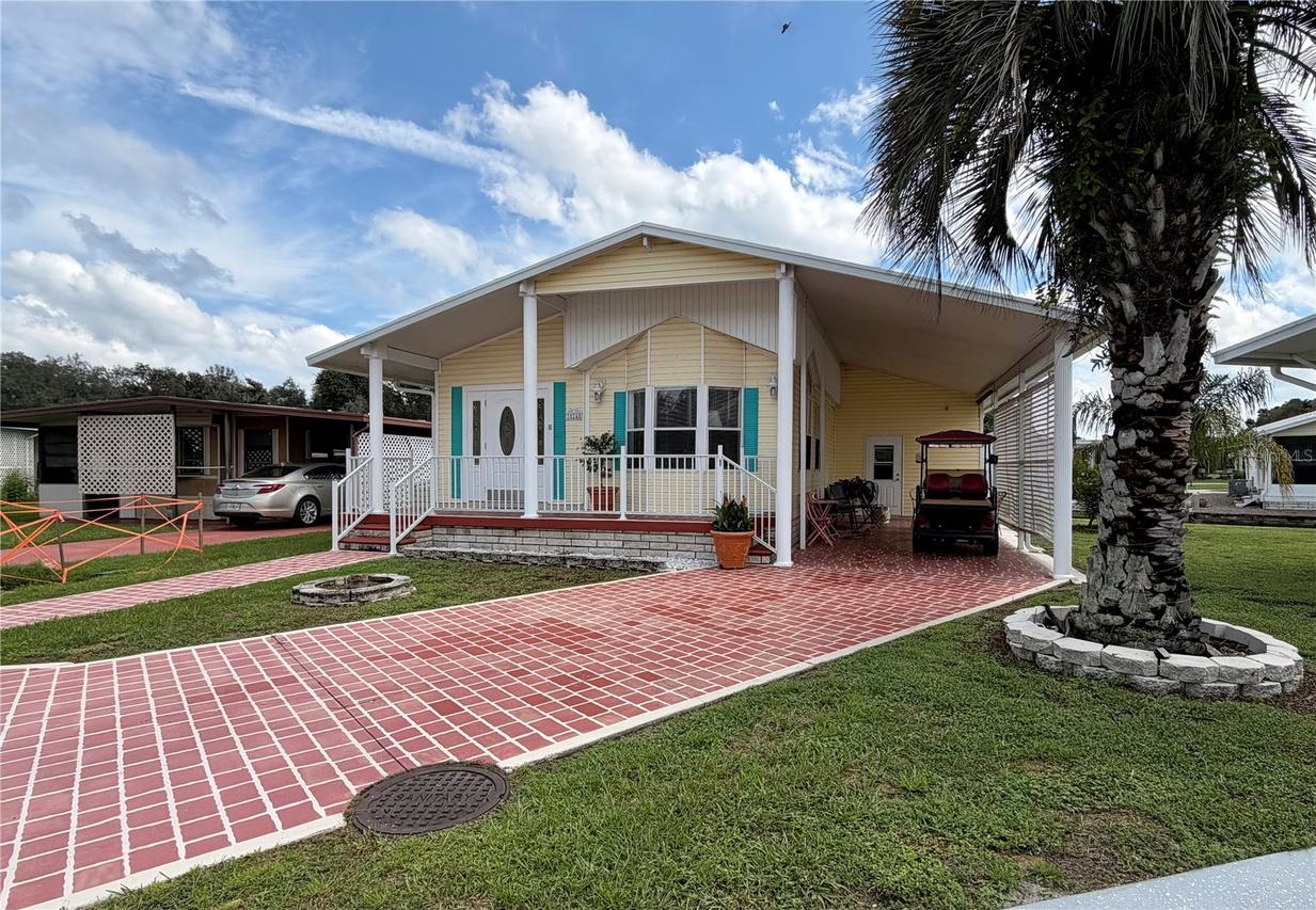 35248 Tiffani Ct #Lot 064, Zephyrhills, FL 33541