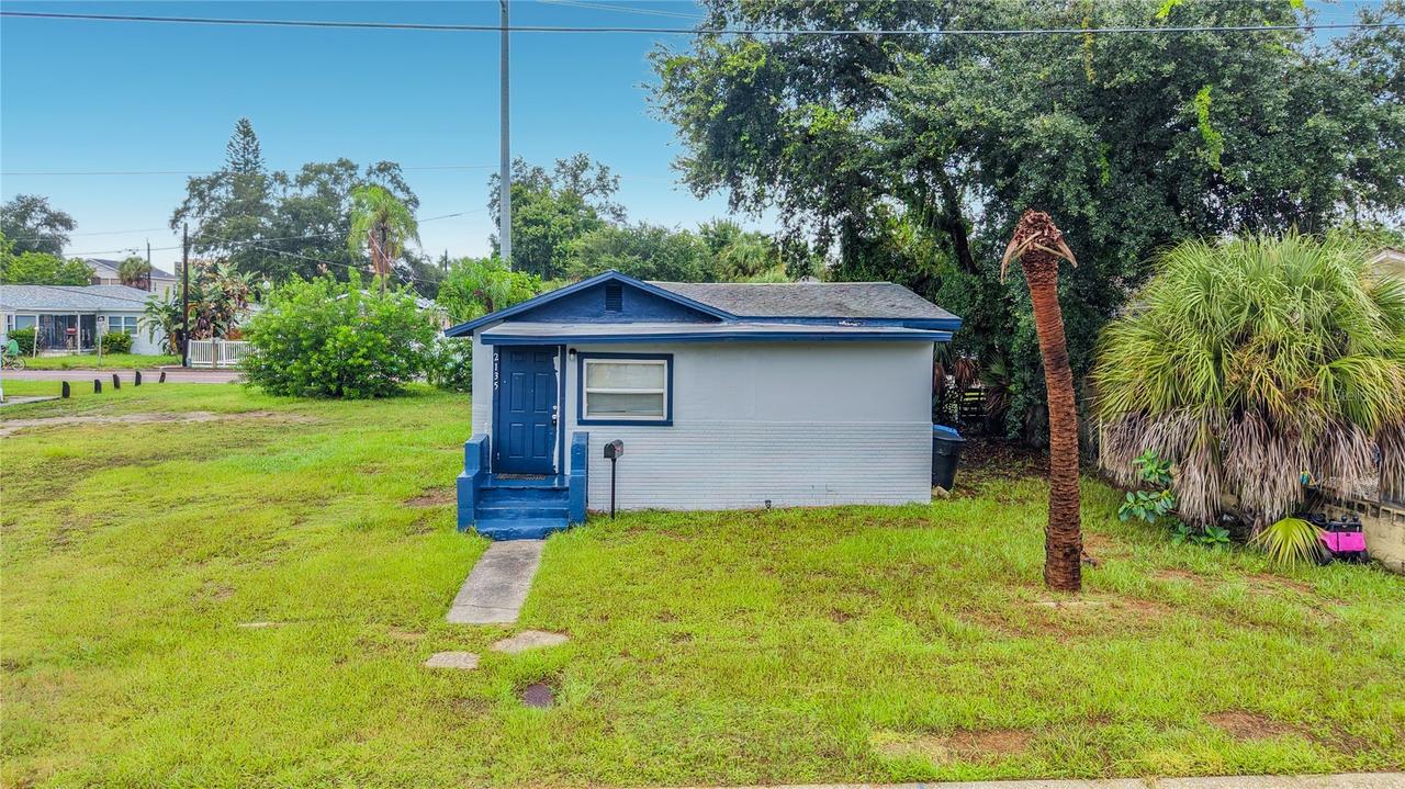 2135 Oakley Ave., St Petersburg, FL 33712