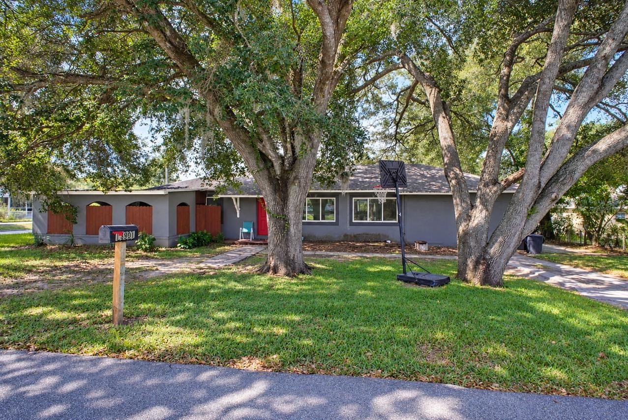 13901 9th St., Dade City, FL 33525