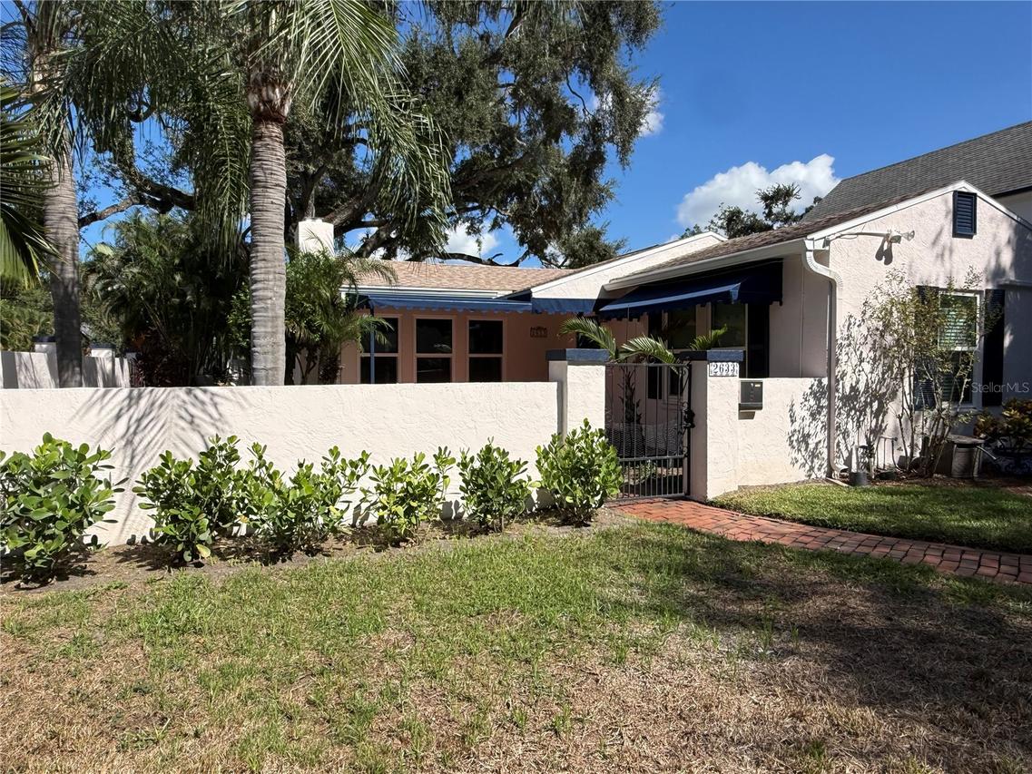 2633 W Sunset Dr., Tampa, FL 33629