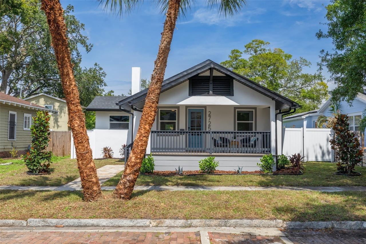 2725 4th Ave., St Petersburg, FL 33712