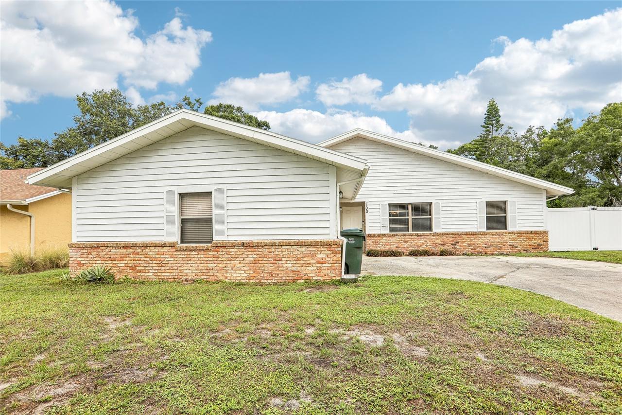 700 13th Ct., Largo, FL 33770