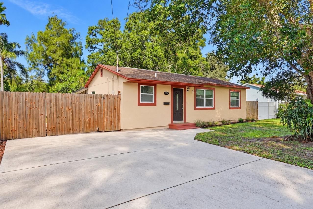 5124 19th St., St Petersburg, FL 33714