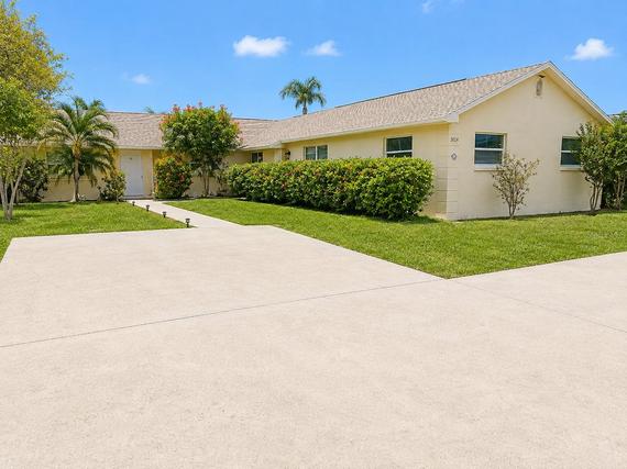 New Homes For Sale This Week That Attend Dunedin High School: October 9th to October 15th