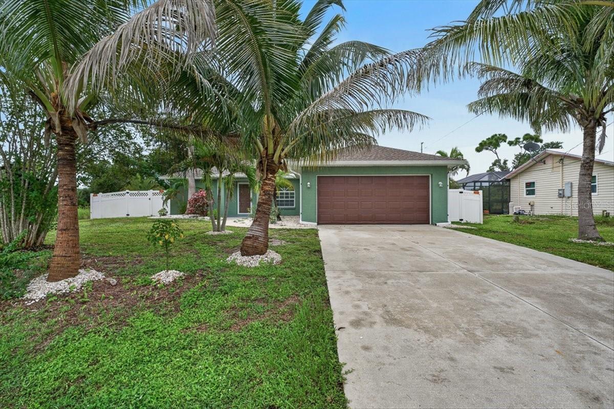 9293 Fruitland Ave., Englewood, FL 34224