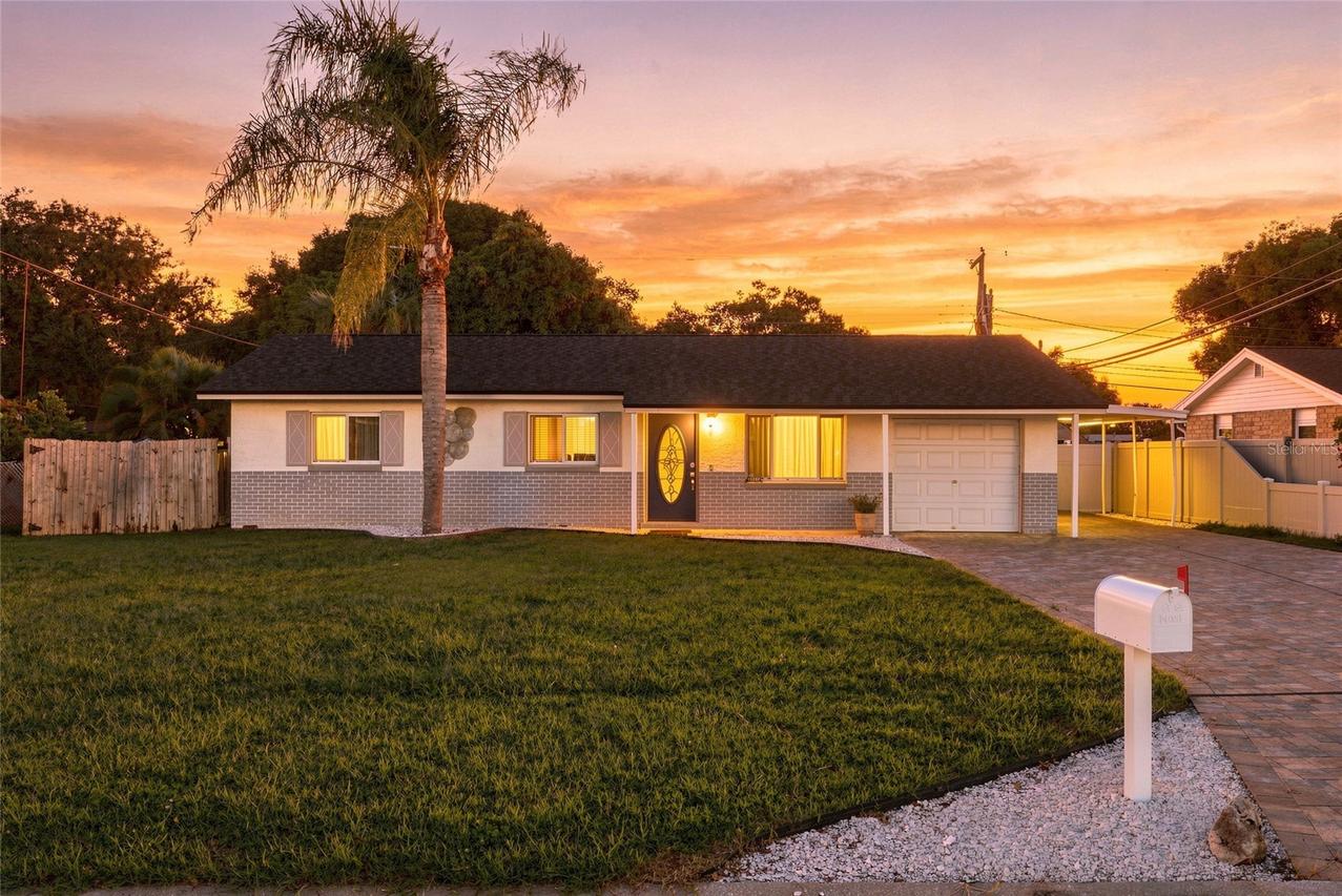 9727 Groveland St., Seminole, FL 33772