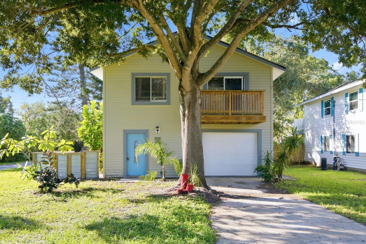 305 Crystal Beach Ave., Crystal Beach, FL 34681