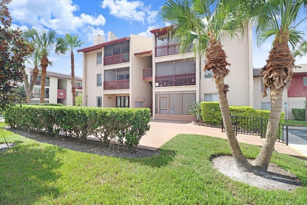 8602 Huron Ct. #50, Tampa, FL 33614